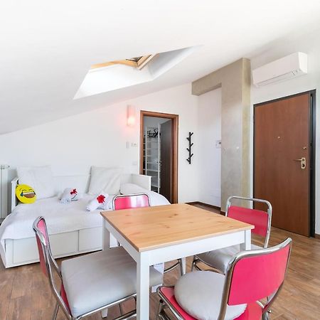 Alessia'S Flat - Affori Apartment Милано Екстериор снимка